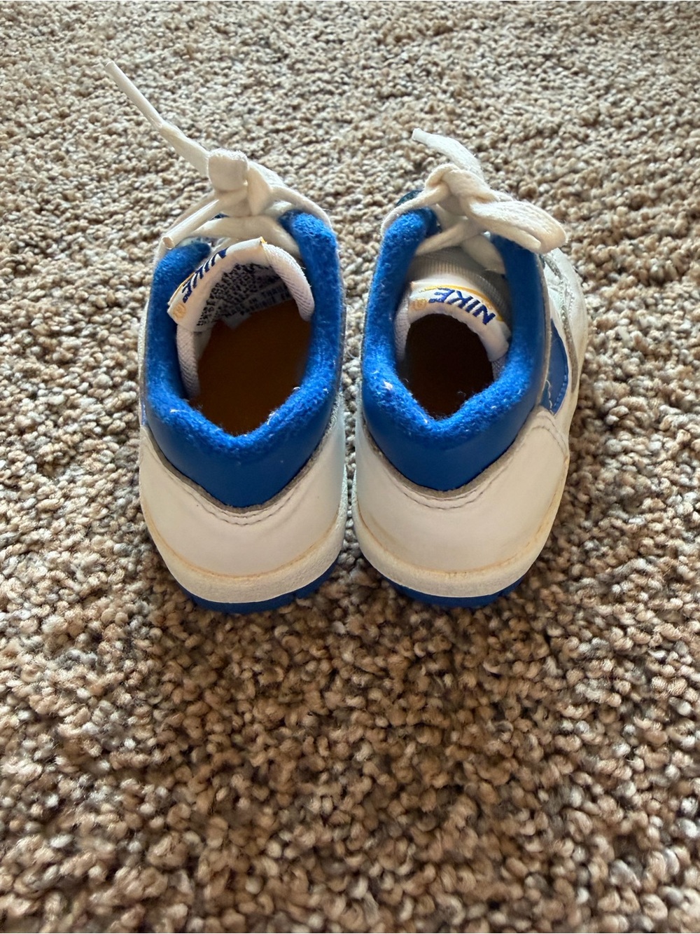 NIKE Vintage Royal Blue & White Sneakers - Picture 3 of 9
